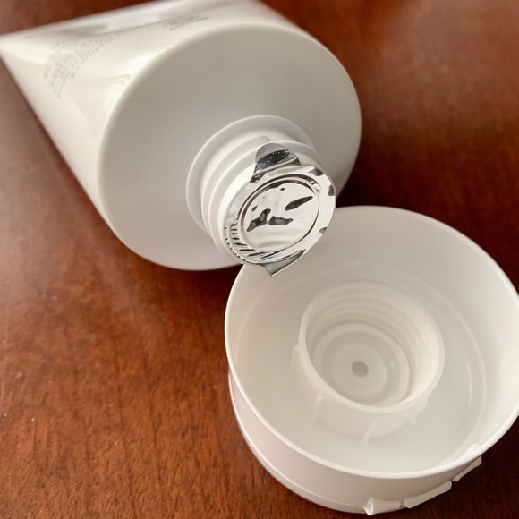 NWT Intelligent Nutrients Refining Micropolish - Picture 3 of 6